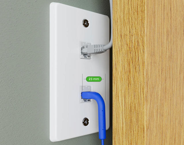 Bendable RJ45 connector for tight-space installations