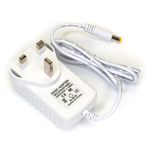 12V2A Netzadapter, UK-Stecker