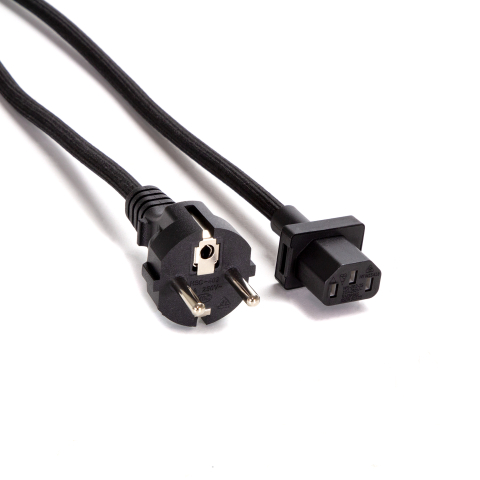 Stromkabel IEC C13 EU Stecker schwarz